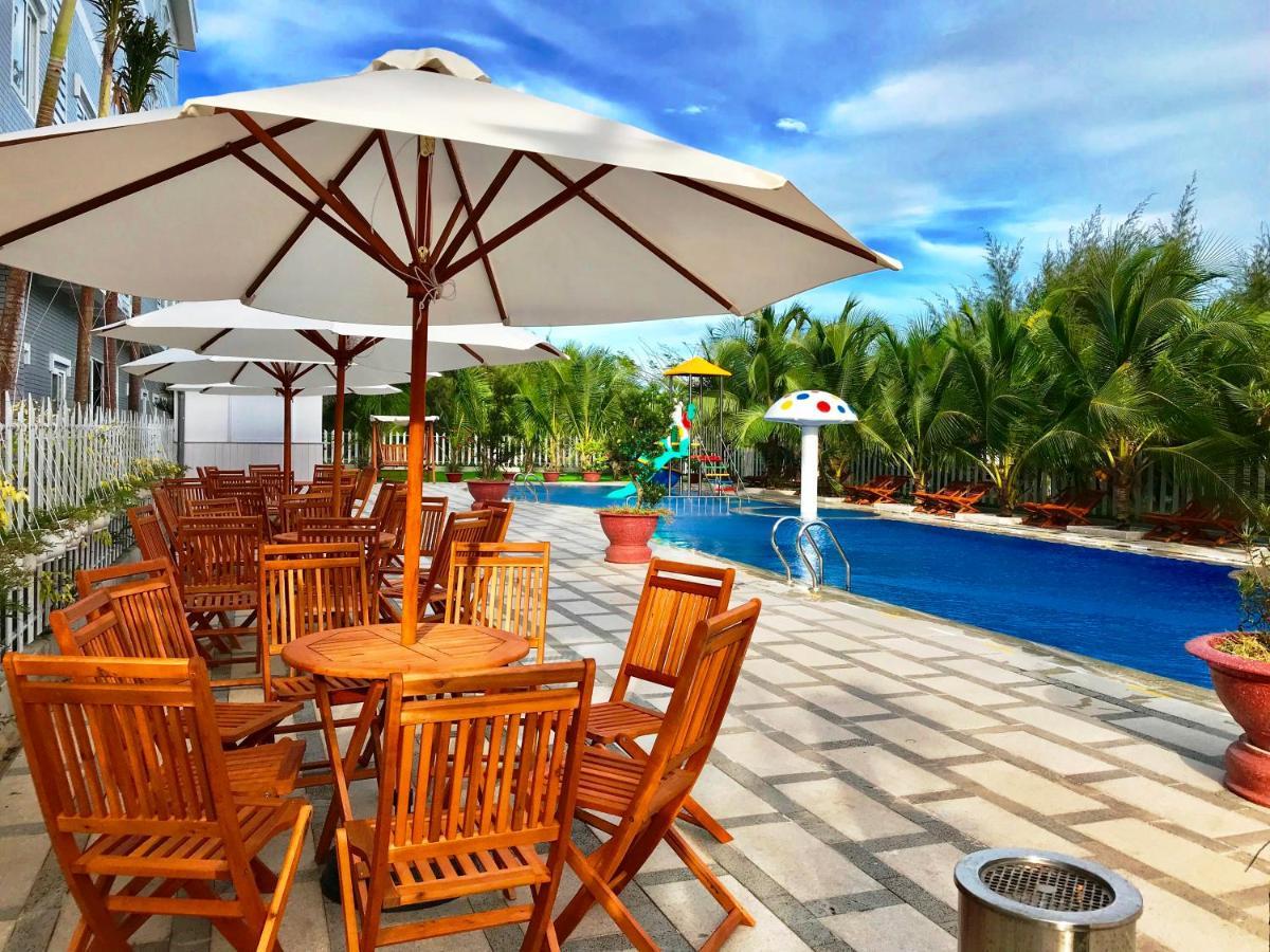 Oceanward Hotel & Resort Лонг Хай Екстериор снимка