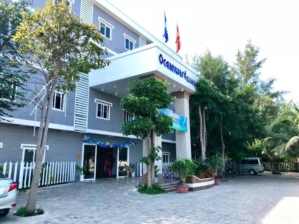 Oceanward Hotel & Resort Лонг Хай Екстериор снимка