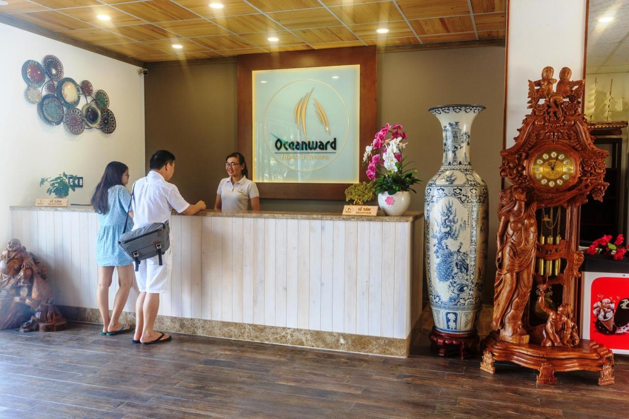 Oceanward Hotel & Resort Лонг Хай Екстериор снимка