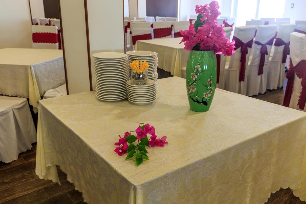 Oceanward Hotel & Resort Лонг Хай Екстериор снимка