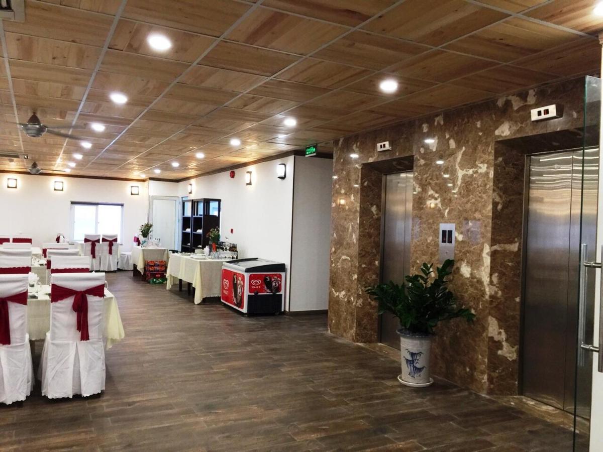 Oceanward Hotel & Resort Лонг Хай Екстериор снимка